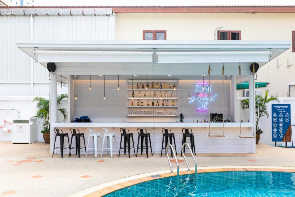 Фото отеля AMATA PATONG