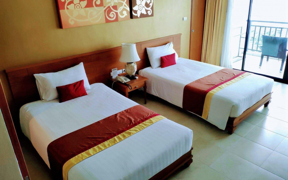 Фото отеля COSY BEACH HOTEL