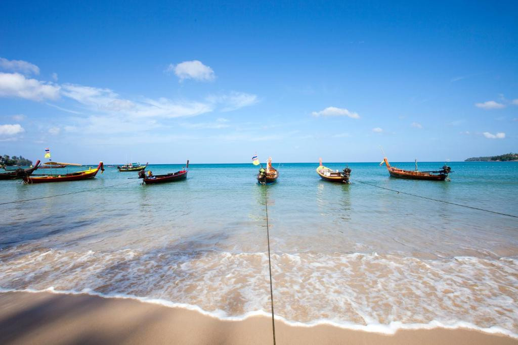 Фото отеля RADISSON RESORT & SUITES PHUKET(EX. SWISSOTEL SUITES PHUKET KAMALA BEACH)