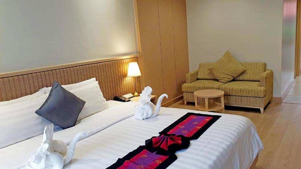 Фото отеля ESTELLA MAI KHAO BEACH RESORT (EX.D VAREE MAI KHAO BEACH RESORT)