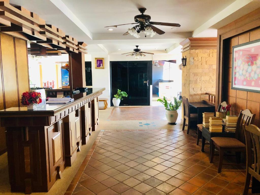 Фото отеля JIRAPORN HILL RESORT