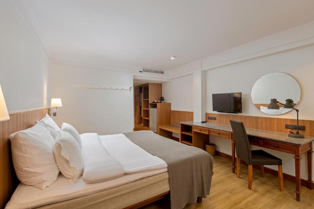 SUNPRIME KAMALA BEACH ADULTS ONLY 16+