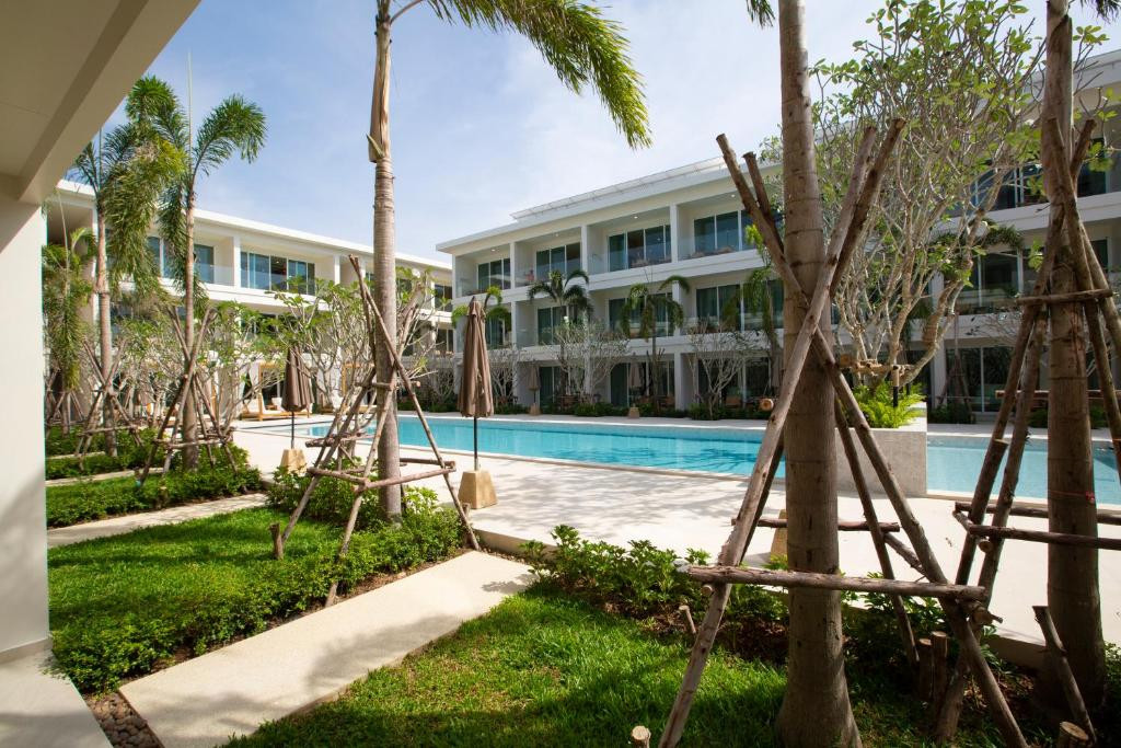 NIRANAPA BOUTIQUE RESORT (EX. KATA COUNTRY HOUSE)
