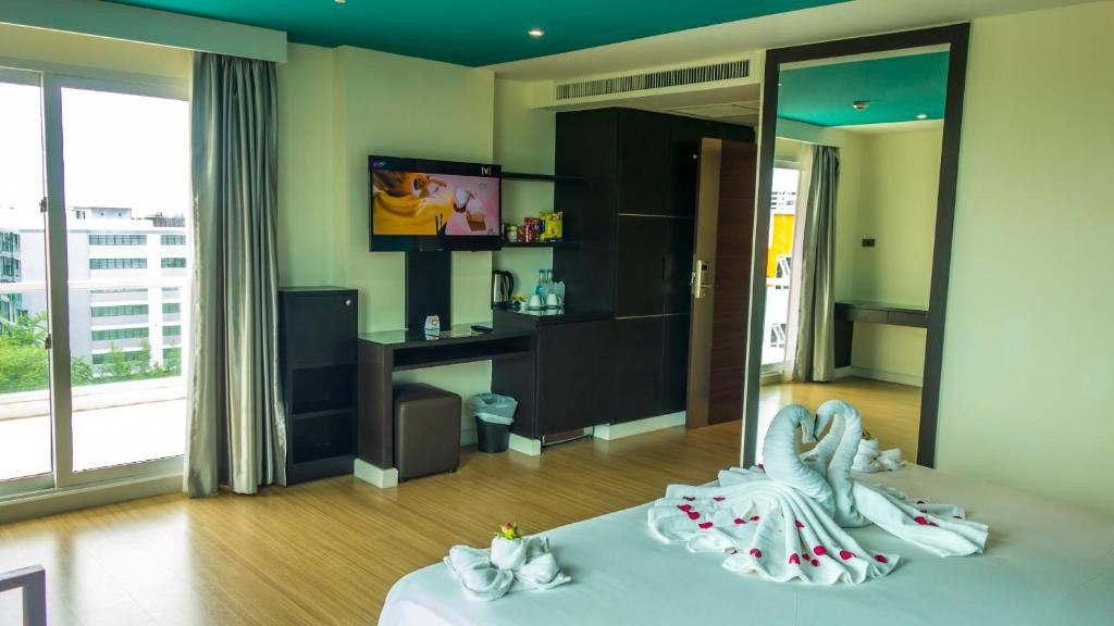 Фото отеля UNIQUE REGENCY PATTAYA 