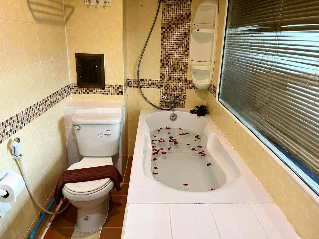 Фото отеля LAMAI GUESTHOUSE