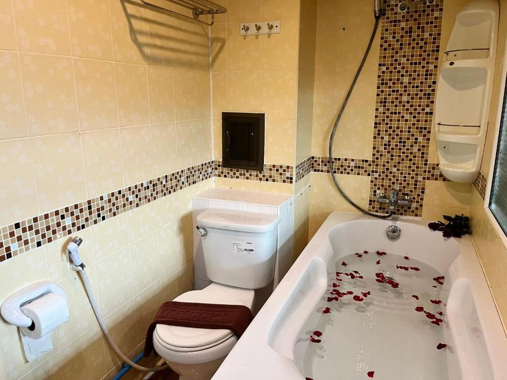 Фото отеля LAMAI GUESTHOUSE