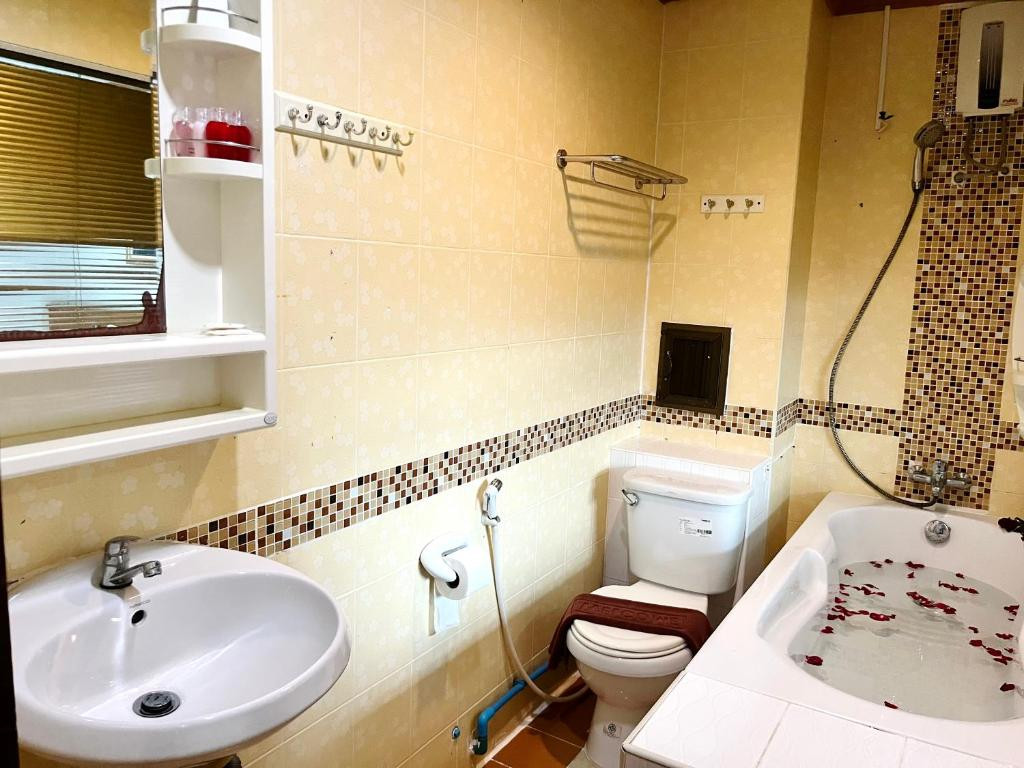 Фото отеля LAMAI GUESTHOUSE