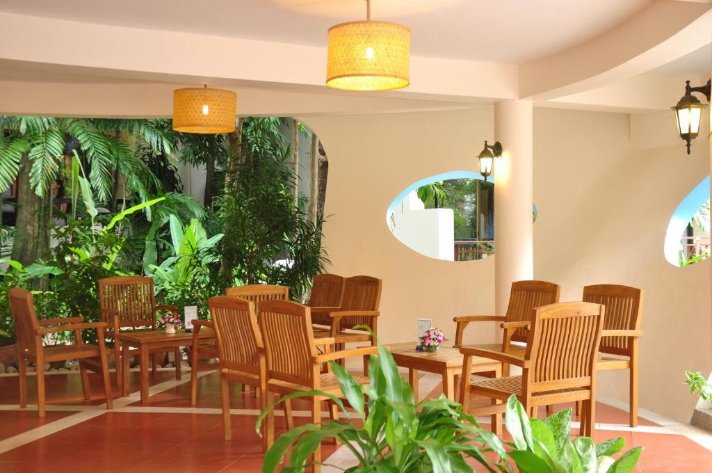 Фото отеля PATONG LODGE