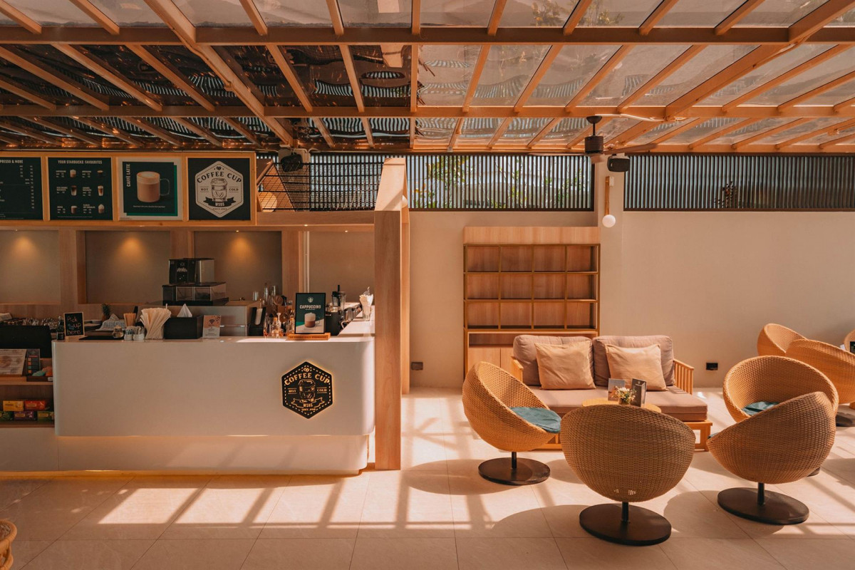 Фото отеля PHUKET EMERALD BEACH RESORT AND SPA