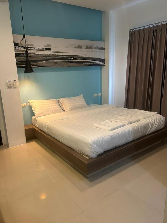 Фото отеля THE JOURNEY PATONG NEW