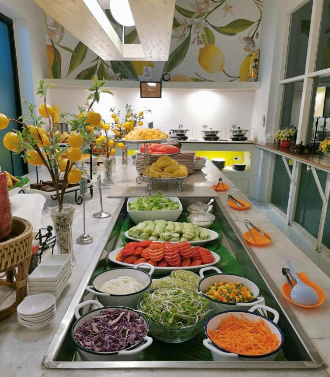 Фото отеля THE MELODY PHUKET