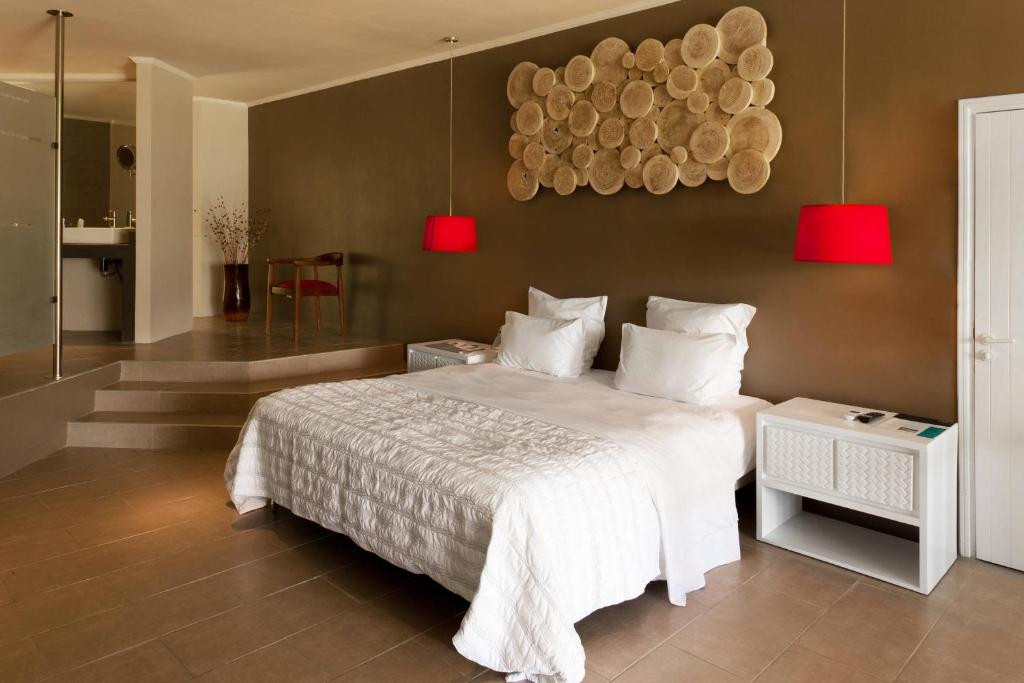 Фото отеля FISHERMANS COVE RESORT (EX. LE MERIDIEN FISHERMANS COVE)