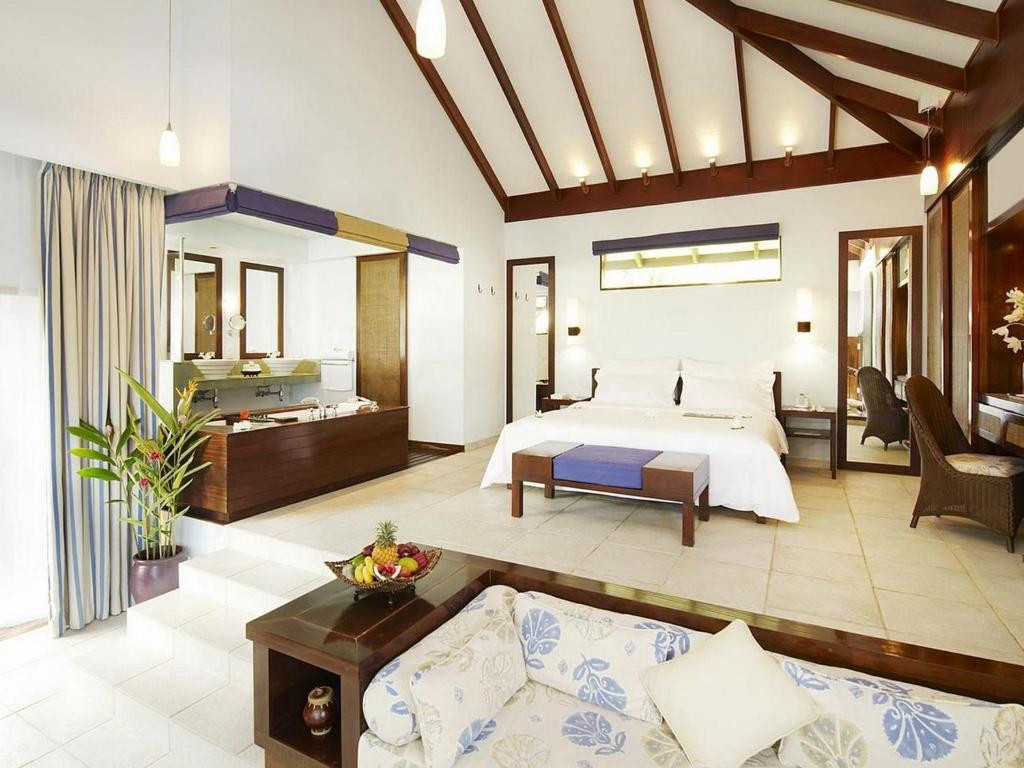 Фото отеля FISHERMANS COVE RESORT (EX. LE MERIDIEN FISHERMANS COVE)