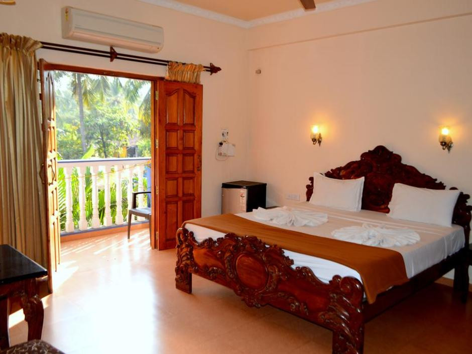 Фото отеля MAYFLOWER BEACH RESORT