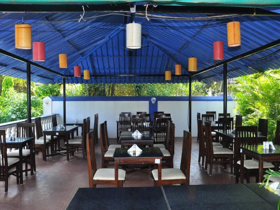 Фото отеля MAYFLOWER BEACH RESORT