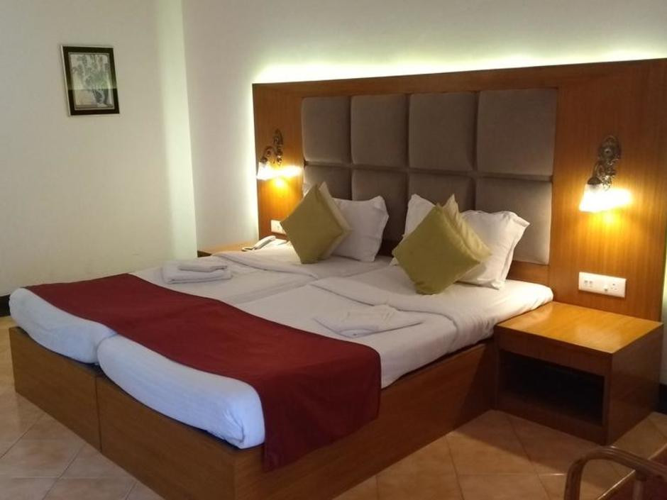 Фото отеля SHIKARA BEACH RESORT (EX. LUISA BY THE SEA)