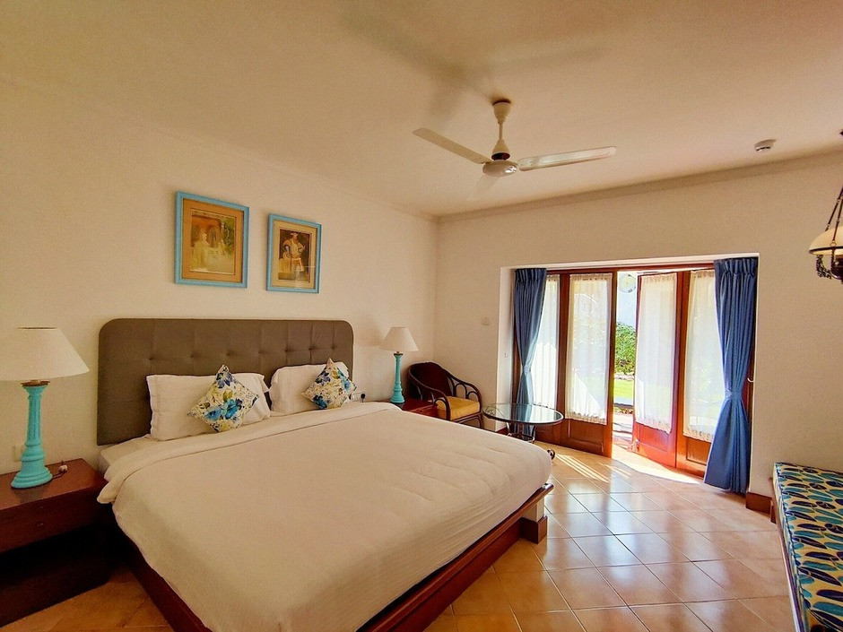 Фото отеля COCONUT GROVE