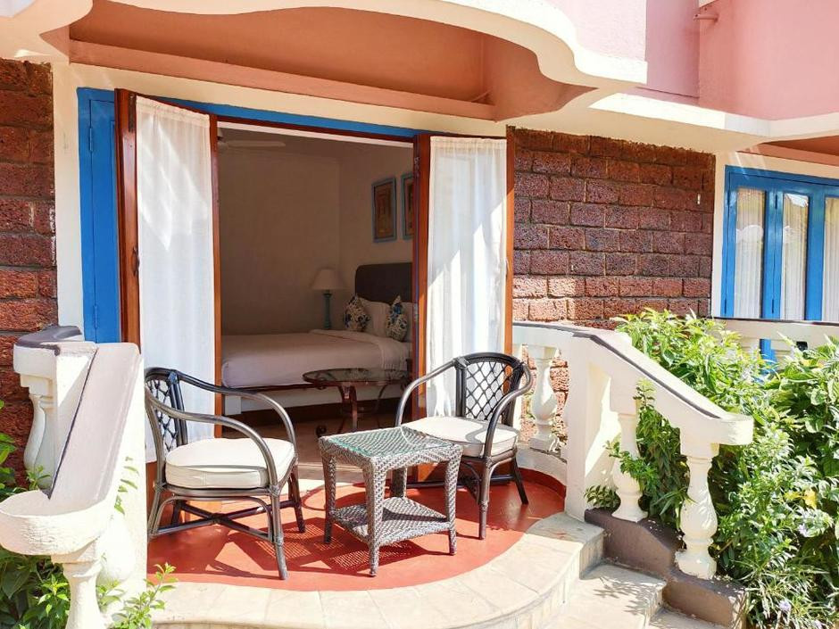 Фото отеля COCONUT GROVE