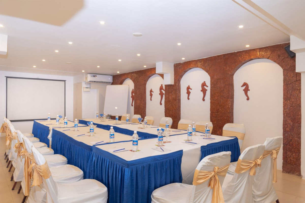 Фото отеля KYRIAD PRESTIGE CALANGUTE GOA (EX. KYRIAD HOTEL)