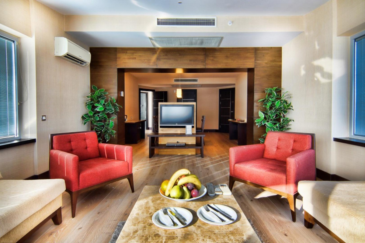 Фото отеля LIMAK LARA DE LUXE HOTEL & RESORT