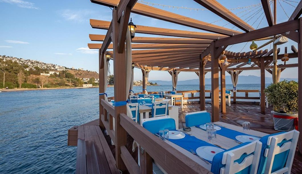 Фото отеля GOLDEN BEACH RESORT & SPA