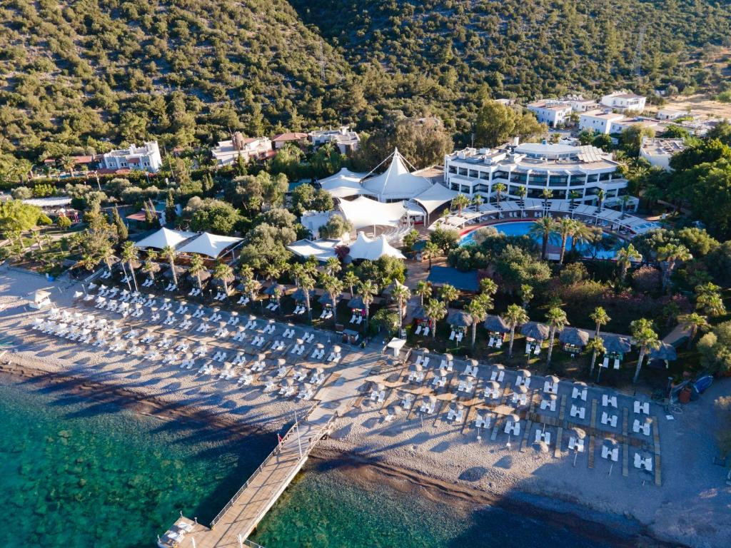 ZENIYA LATANYA PARK RESORT қонақүйінің фотосуреті