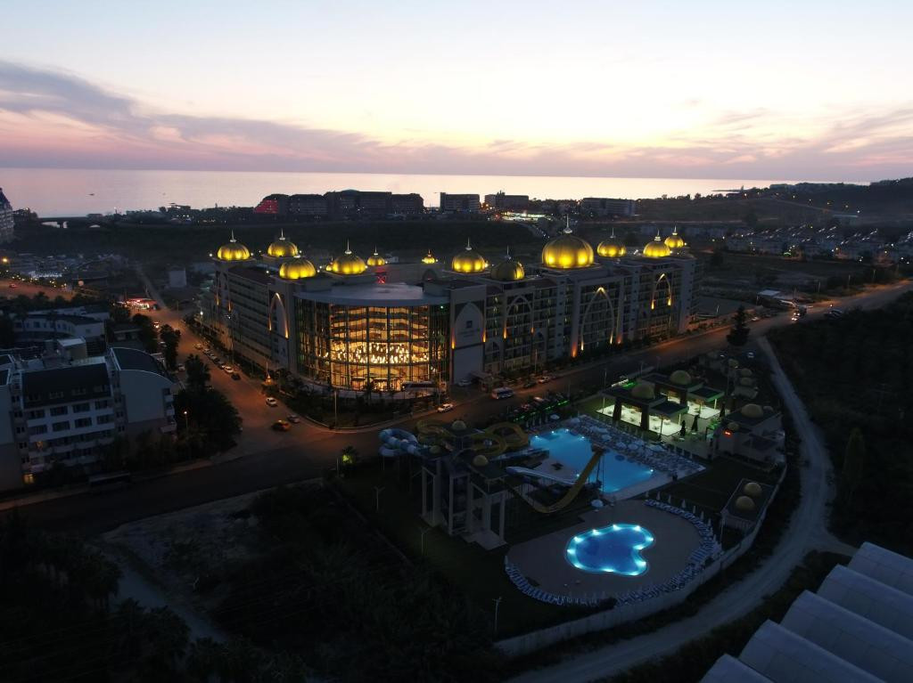 Фото отеля ALAN XAFIRA DELUXE RESORT & SPA