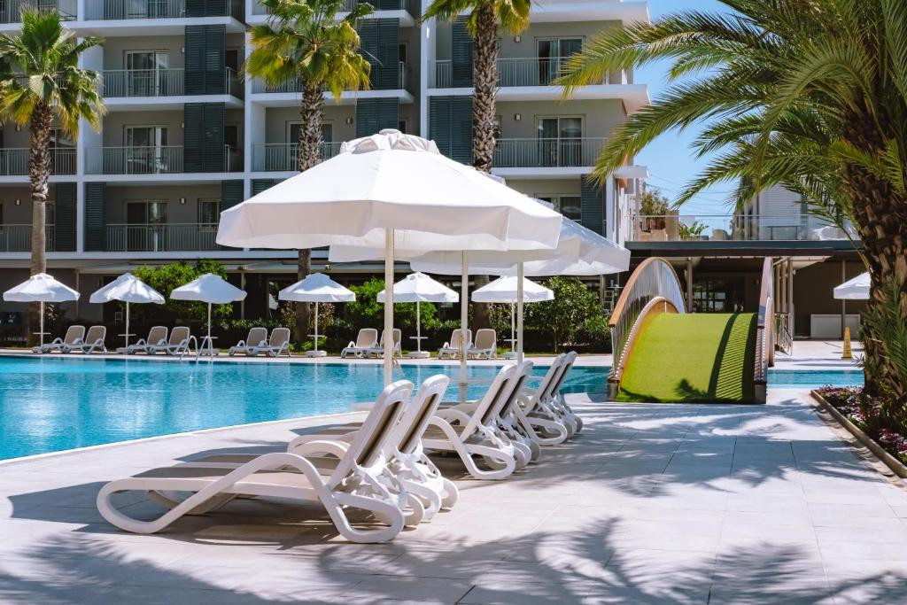 Фото отеля BARUT GOIA (EX. BARUT SUNWING SIDE BEACH)