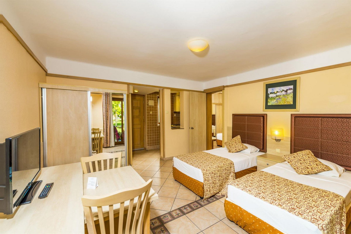 Фото отеля VON RESORT GOLDEN BEACH (EX. VON CLUB GOLDEN BEACH)