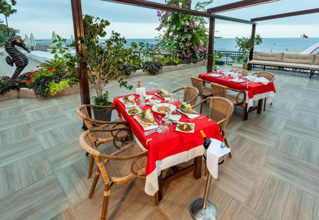 Фото отеля CLUB HOTEL BELPINAR