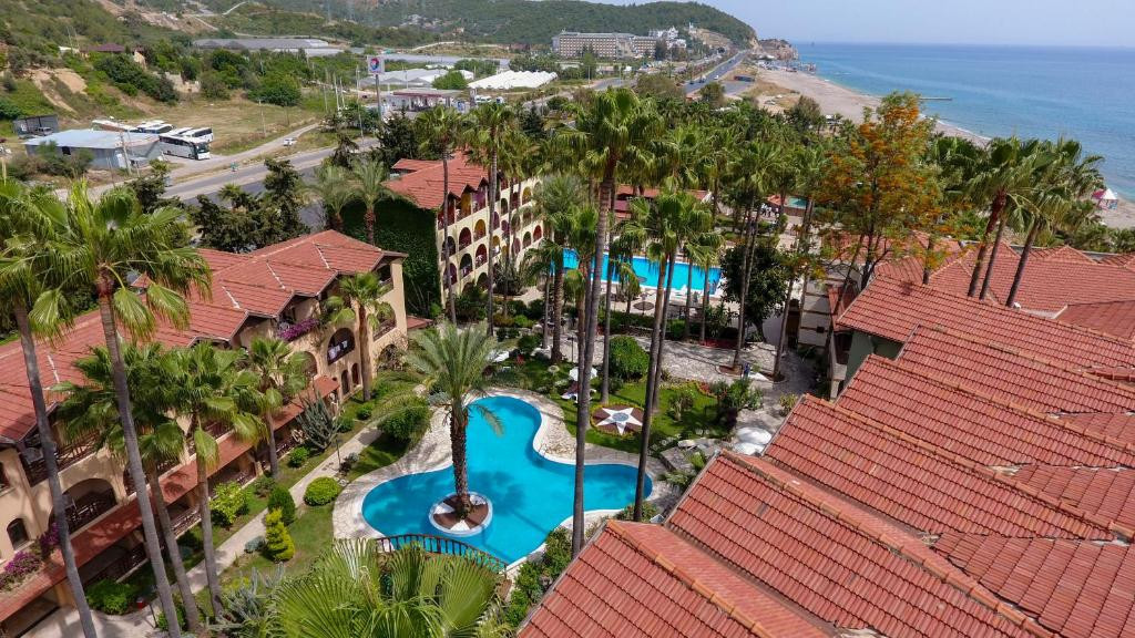 Фото отеля CLUB TROPICAL PARADISE & SPA (EX. GREEN PARADISE BEACH)