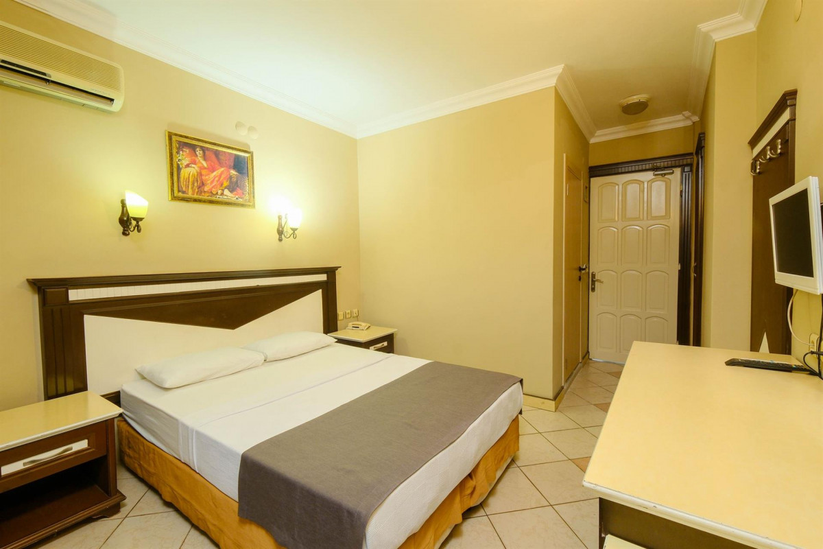 Фото отеля CLUB SELEN ICMELER