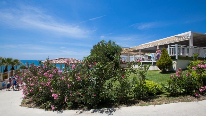 Фото отеля CLUB SIDE COAST HOTEL