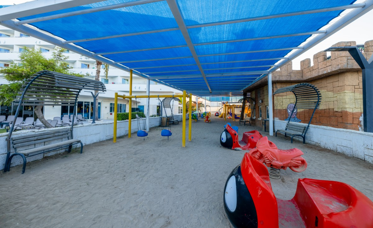 Фото отеля CRYSTAL ADMIRAL RESORT SUITES & SPA