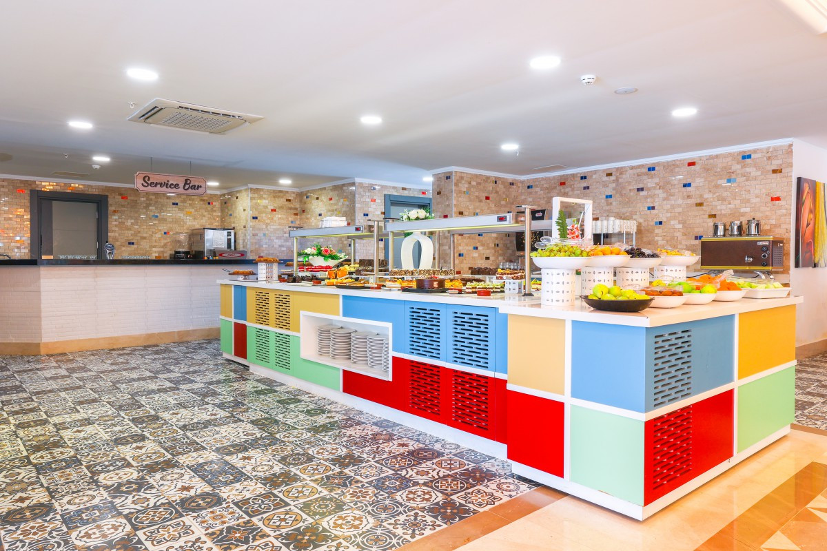 Фото отеля CRYSTAL CLUB WORLD OF COLOURS