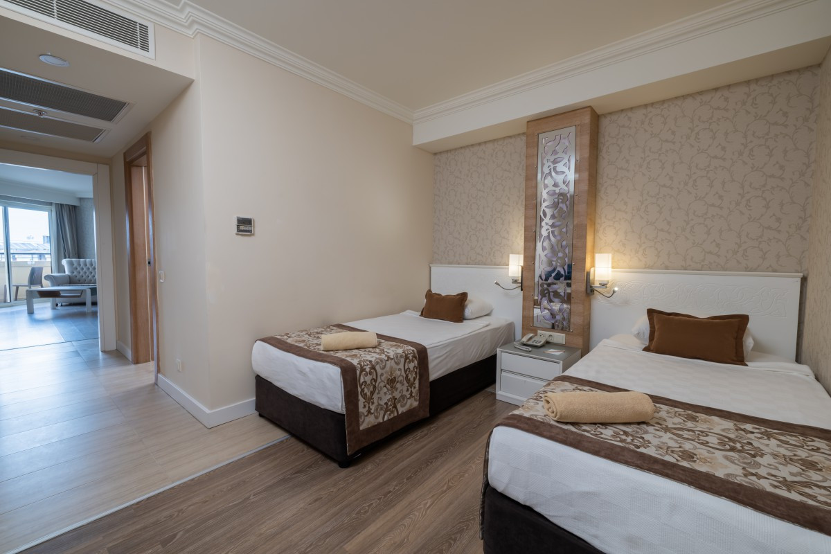 Фото отеля CRYSTAL SUNSET LUXURY RESORT & SPA