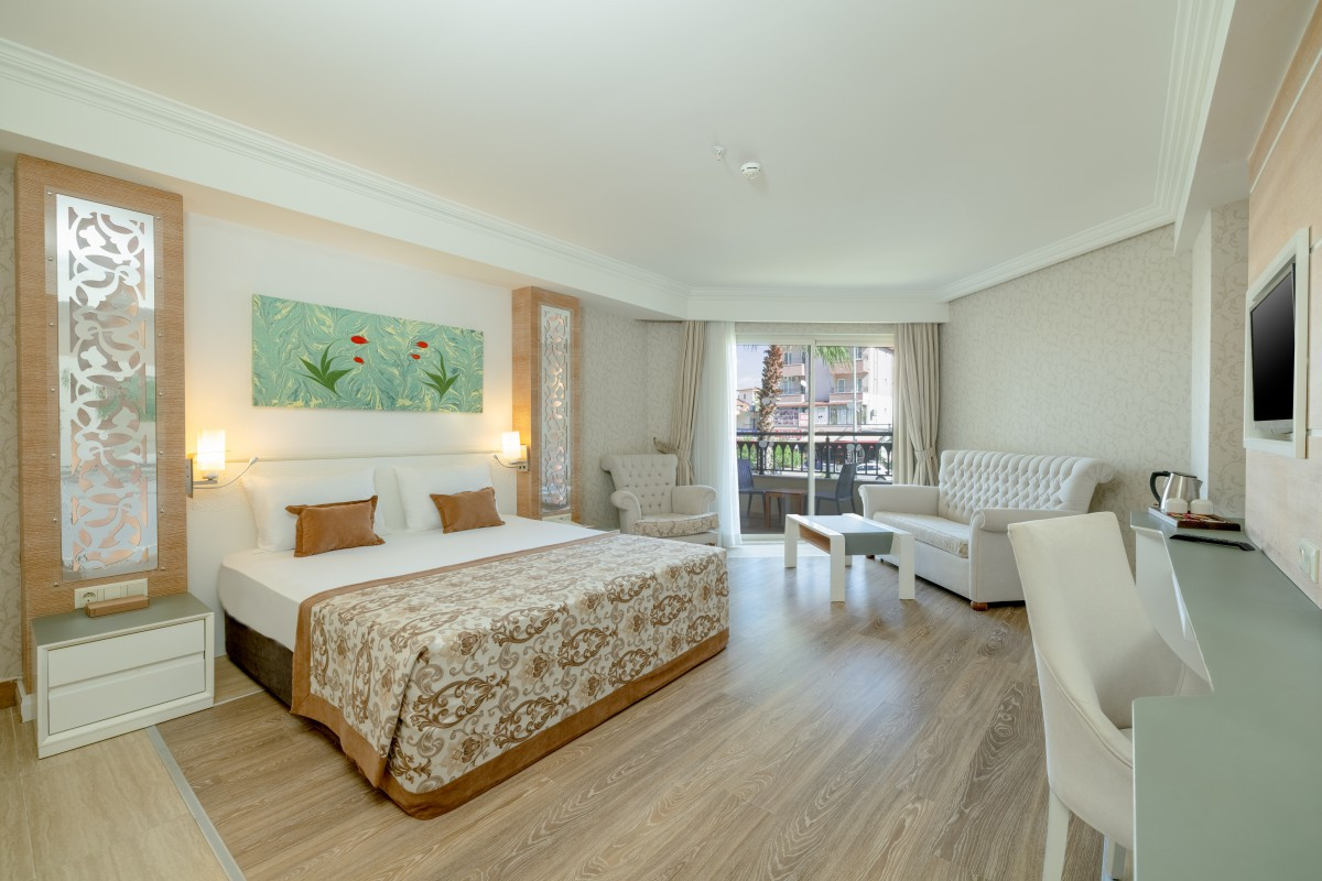 Фото отеля CRYSTAL SUNSET LUXURY RESORT & SPA