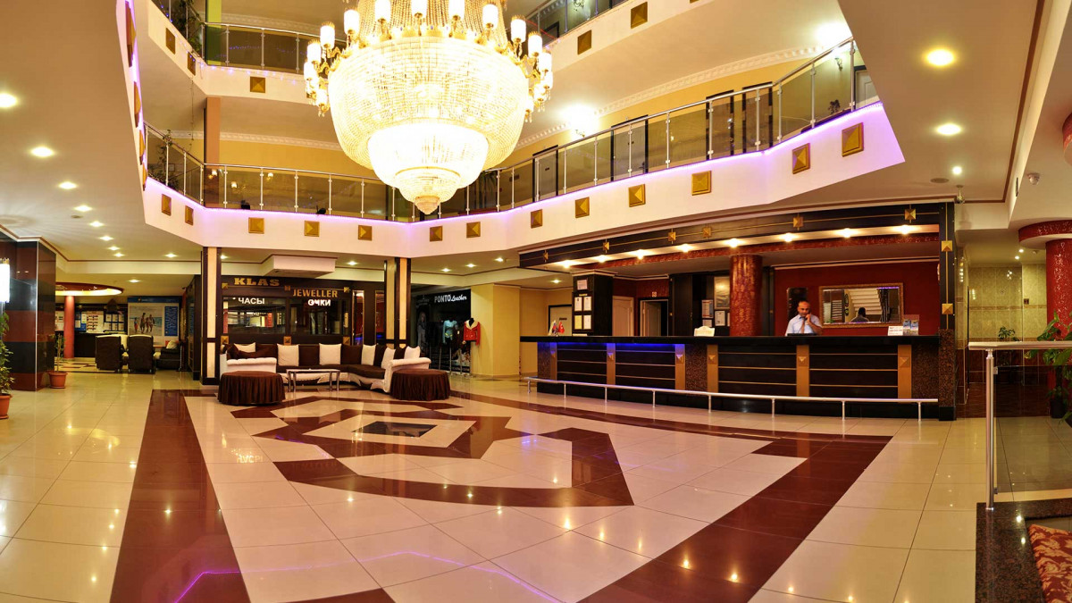 FIRST CLASS HOTEL