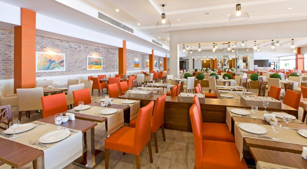 Фото отеля GRAND PARK LARA