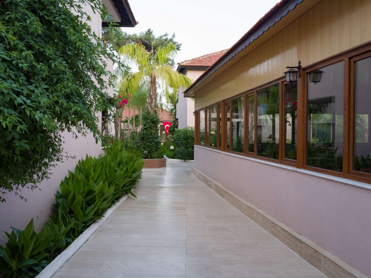 Фото отеля MG CLUB AKMAN BEACH (EX. GIARDINO SEGRETO DELLA REGINA)