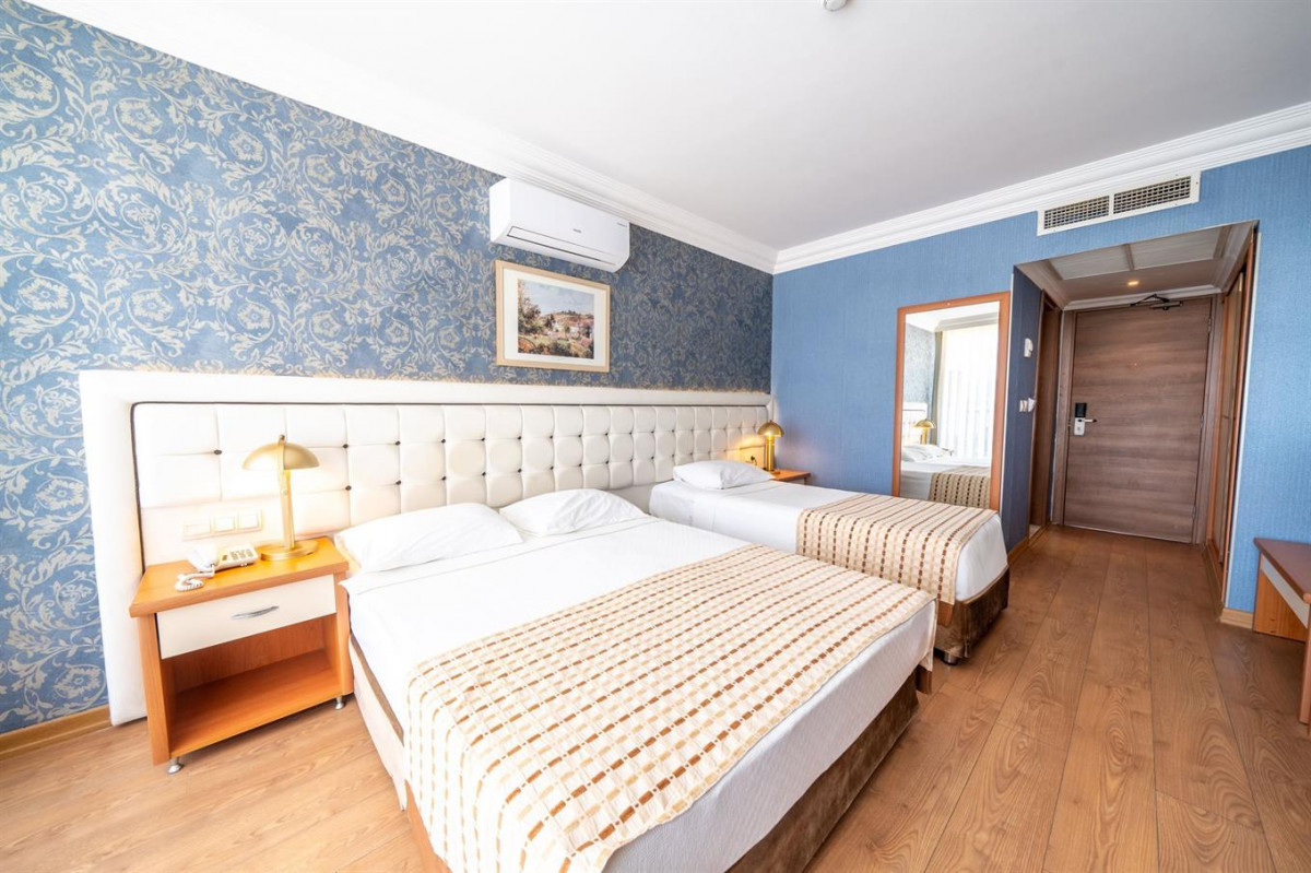 Фото отеля LETOILE BEACH HOTEL