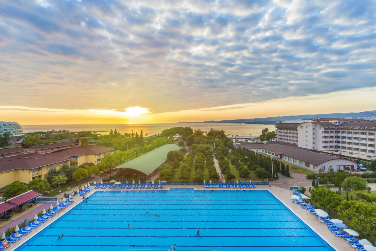 Фото отеля LONICERA RESORT & SPA HOTEL