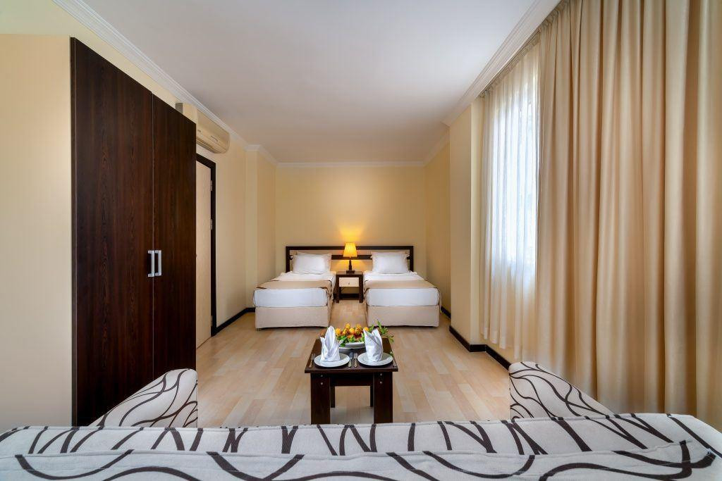 Фото отеля ORFEUS PARK