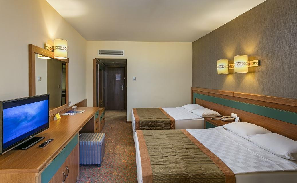 Фото отеля OZKAYMAK INCEKUM