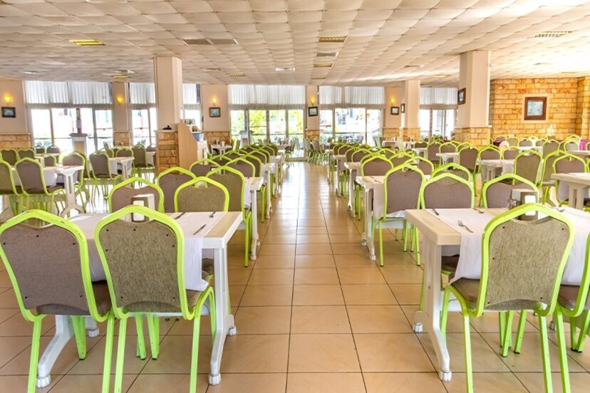 Фото отеля PINETA CLUB HOTEL