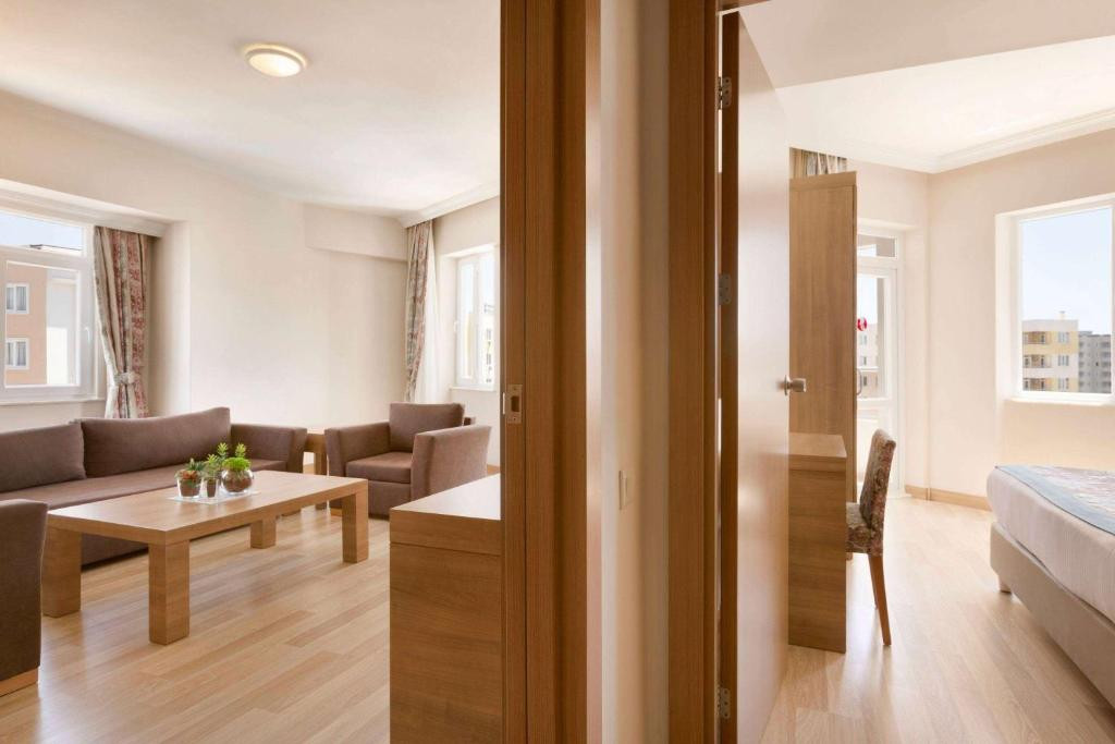 Фото отеля RAMADA RESORT BY WYNDHAM LARA