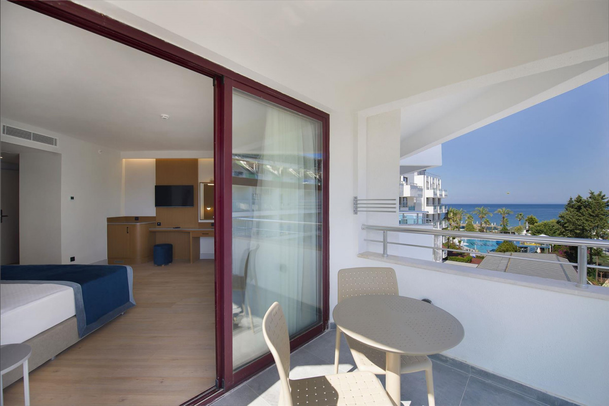 Фото отеля SEALIFE KEMER RESORT (EX. SEALIFE ROSE RESIDENCE)