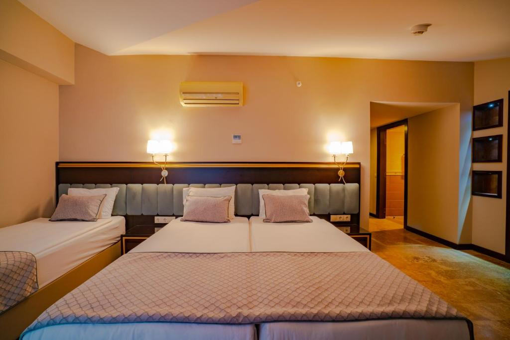 Фото отеля ROYAL ATLANTIS SPA & RESORT