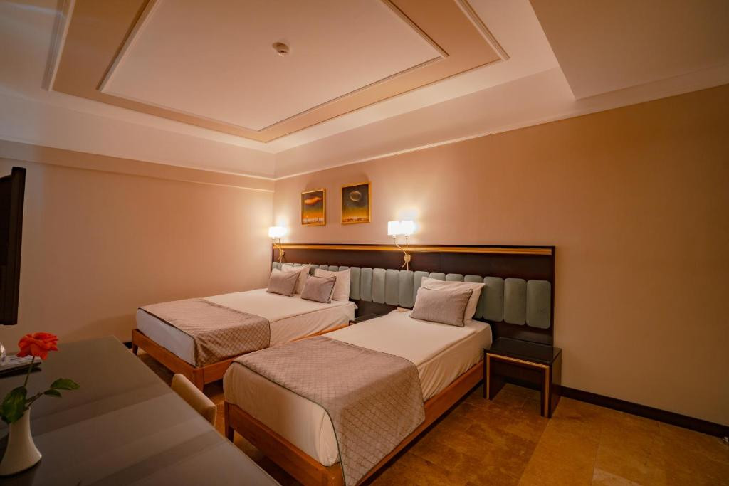 Фото отеля ROYAL ATLANTIS SPA & RESORT