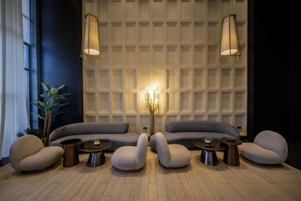 Фото отеля SERENITY QUEEN HOTEL